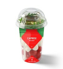 Insalata caprese in bicchiere